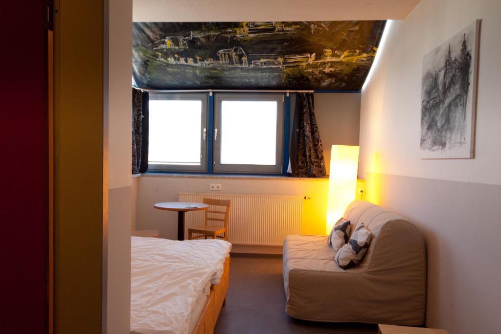 Babelfish Hostel Wurzburg Room photo